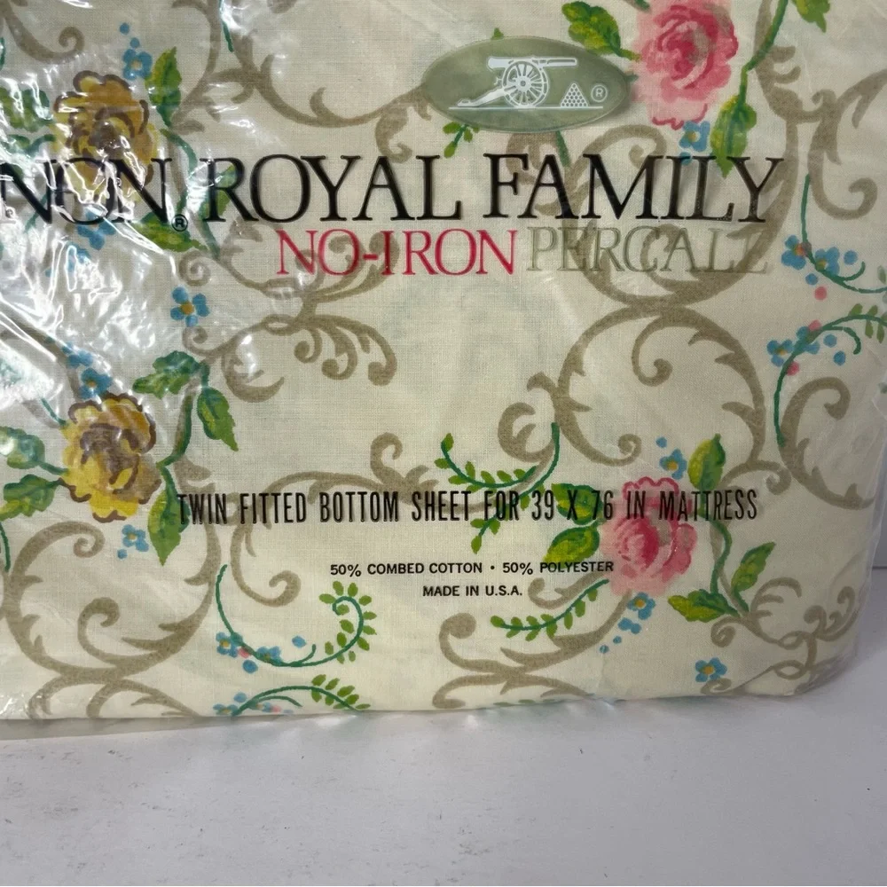 Vintage Cannon Royal Family Twin Fitted Sheet Floral Charleston No-Iron Percale